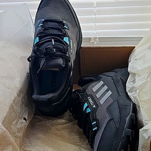 New Adidas Terrex AX4 W